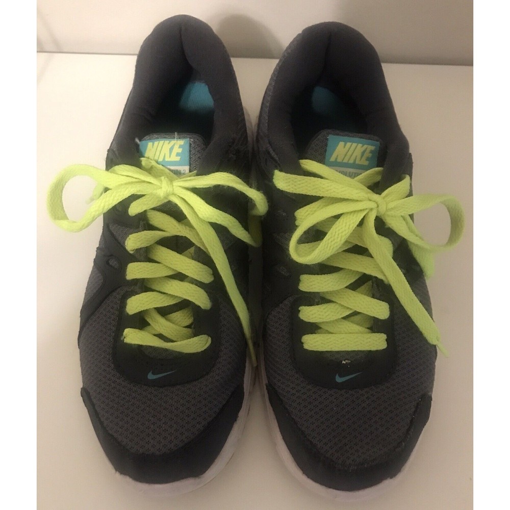 Women’s Nike Size 8 554900-008 Revolution 2 Gray Running Shoes Sneakers
